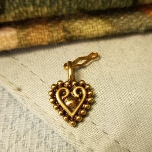 NWOT Gold Tone Heart Shaped Charm